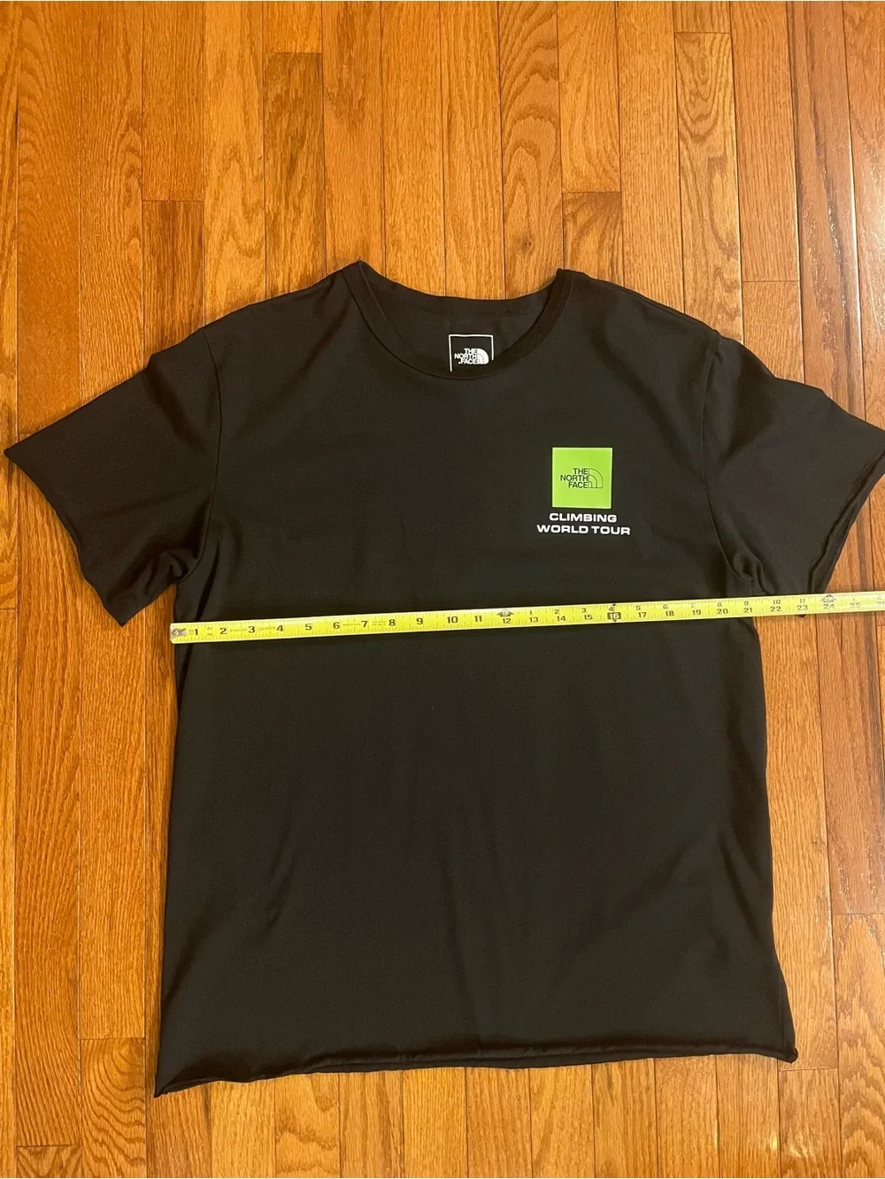 The North Face Men’s Black Climbing World Tour Logo T-Shirt/ Sz Large